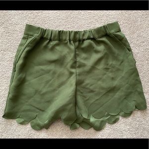 Madewell olive scalloped shorts